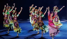 探秘四姑娘山+貓鼻梁觀景臺+墨石公園+稻城亞丁+康定情歌景區雙飛七日游