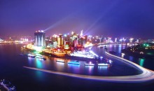 重慶(武隆天生三橋/仙女山/蚩尤九黎城/烏江畫廊游船/李子壩/白公館/磁器口/磁器長歌/文昌閣/解放碑/洪崖洞)雙飛五日游